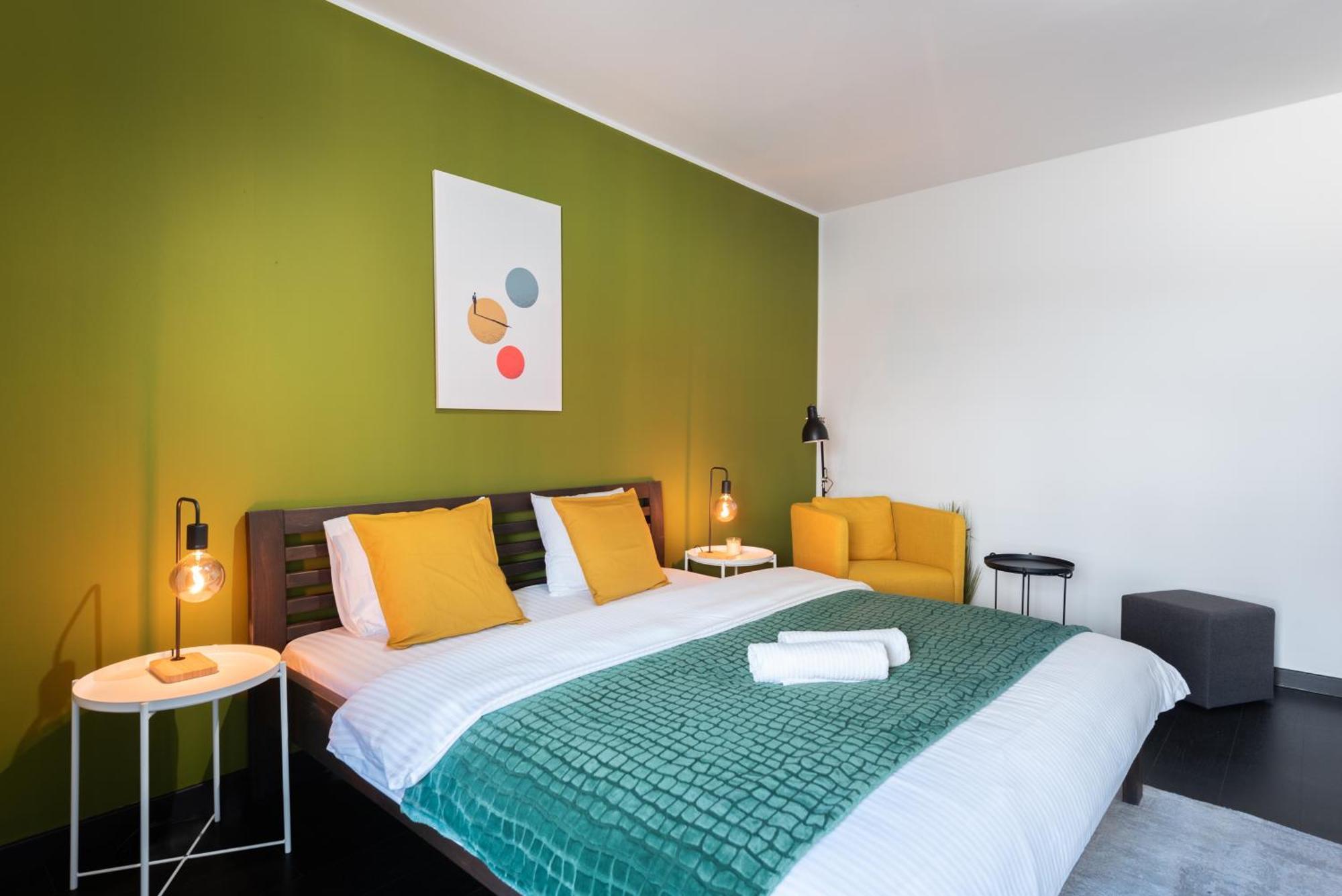 Spacious Apartments Near Karlin Square Πράγα Εξωτερικό φωτογραφία
