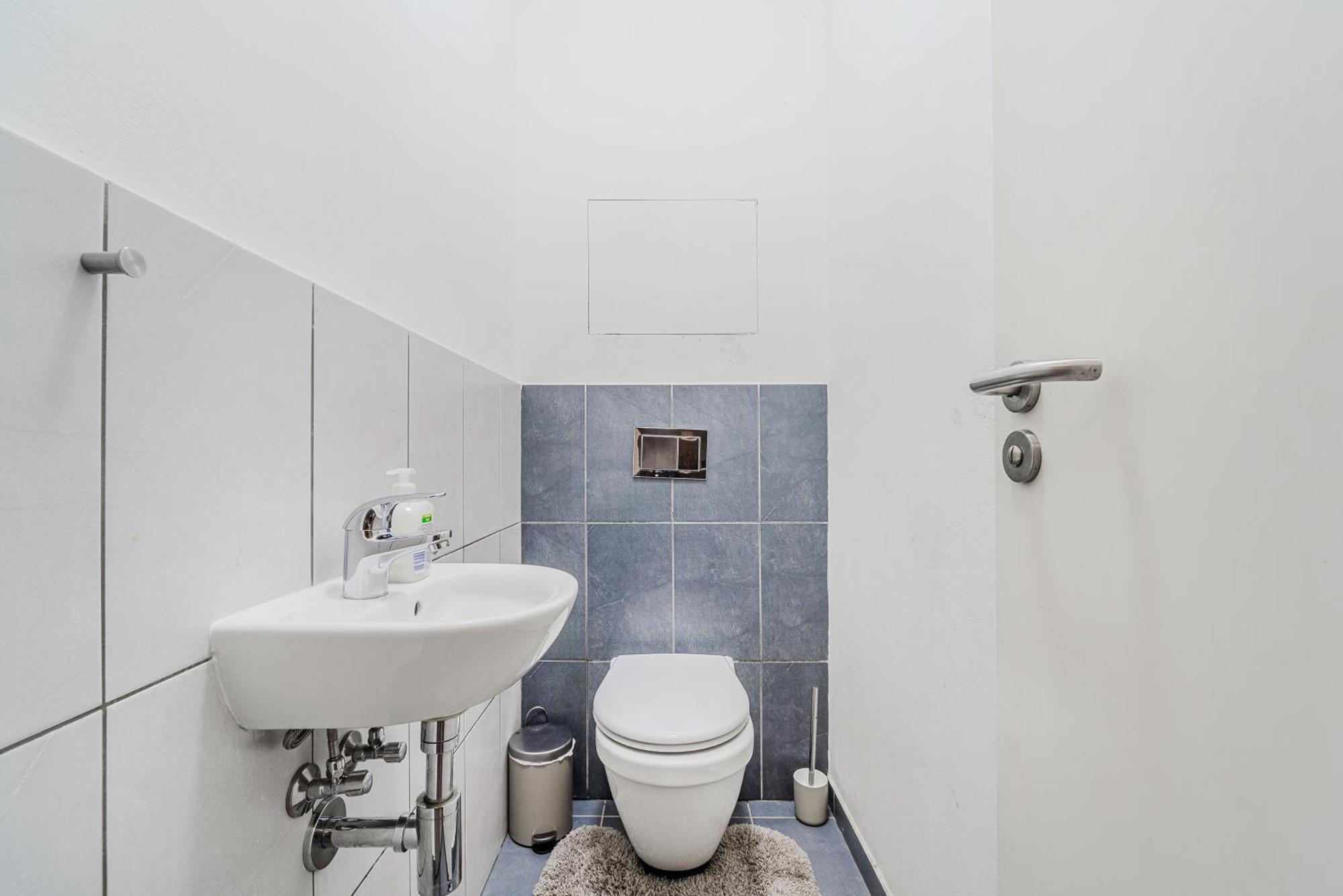 Spacious Apartments Near Karlin Square Πράγα Εξωτερικό φωτογραφία