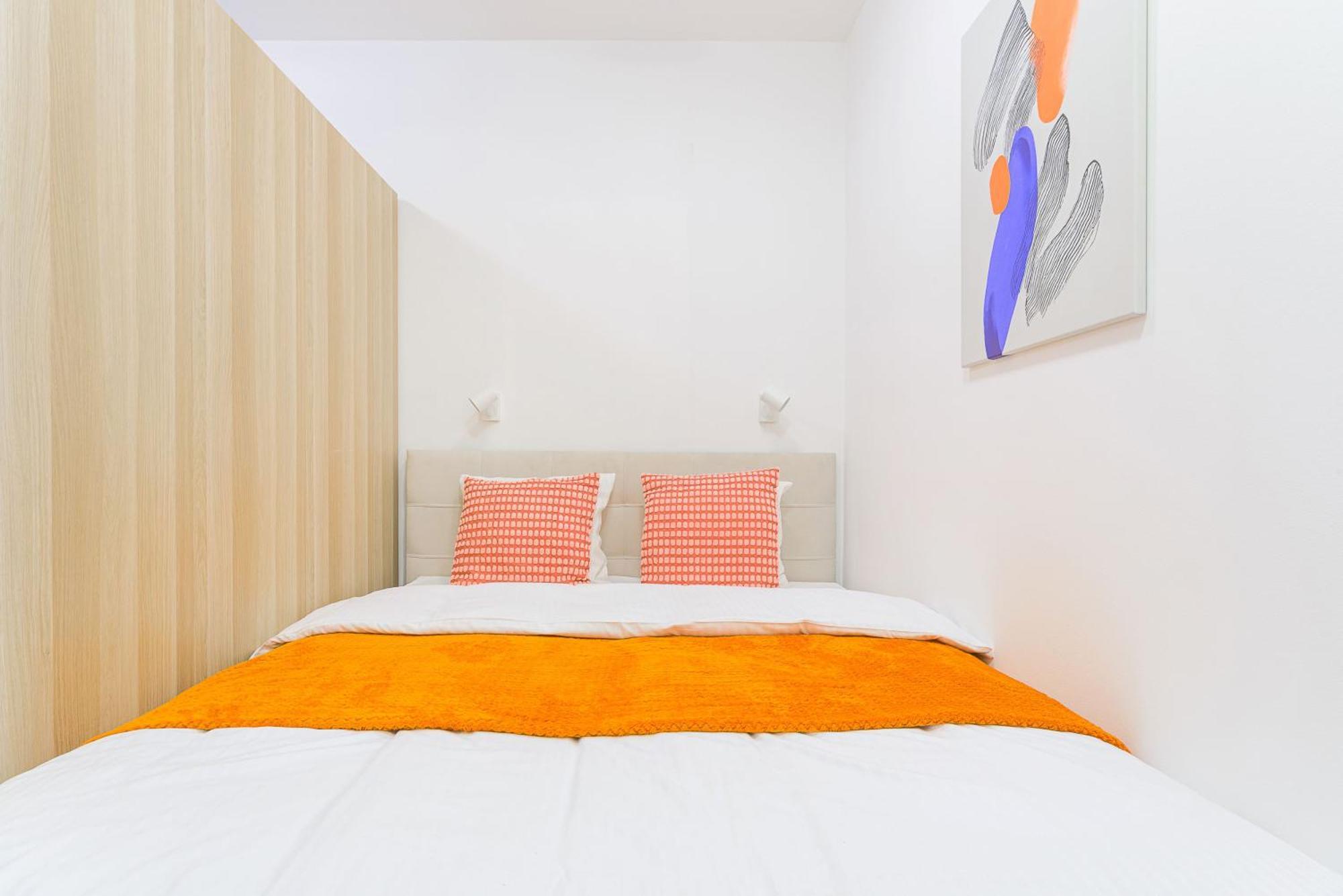 Spacious Apartments Near Karlin Square Πράγα Εξωτερικό φωτογραφία