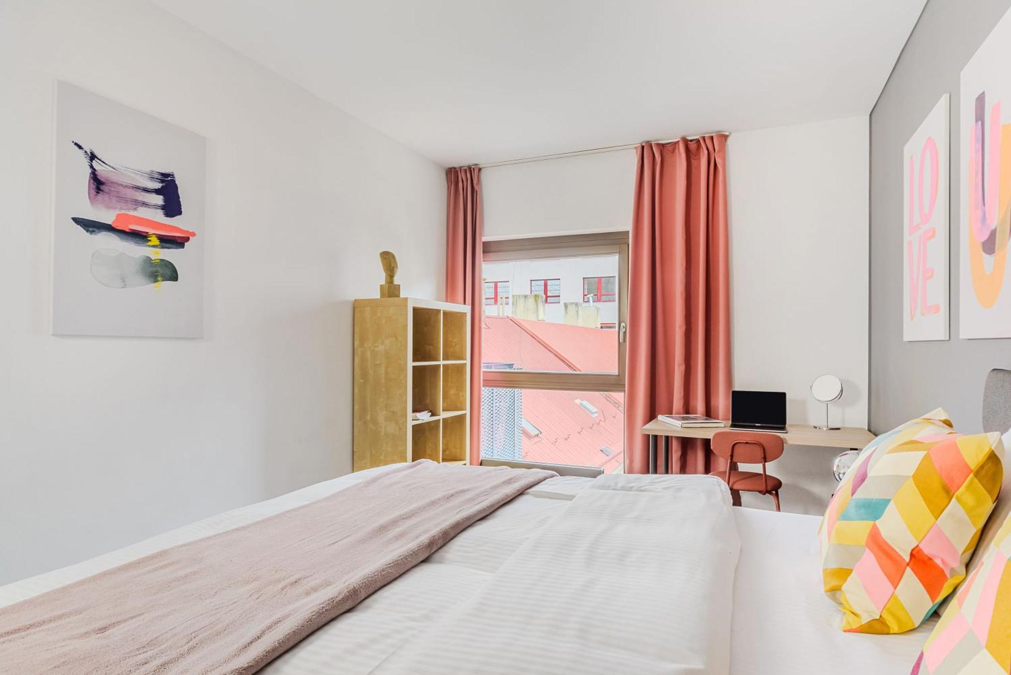 Spacious Apartments Near Karlin Square Πράγα Εξωτερικό φωτογραφία