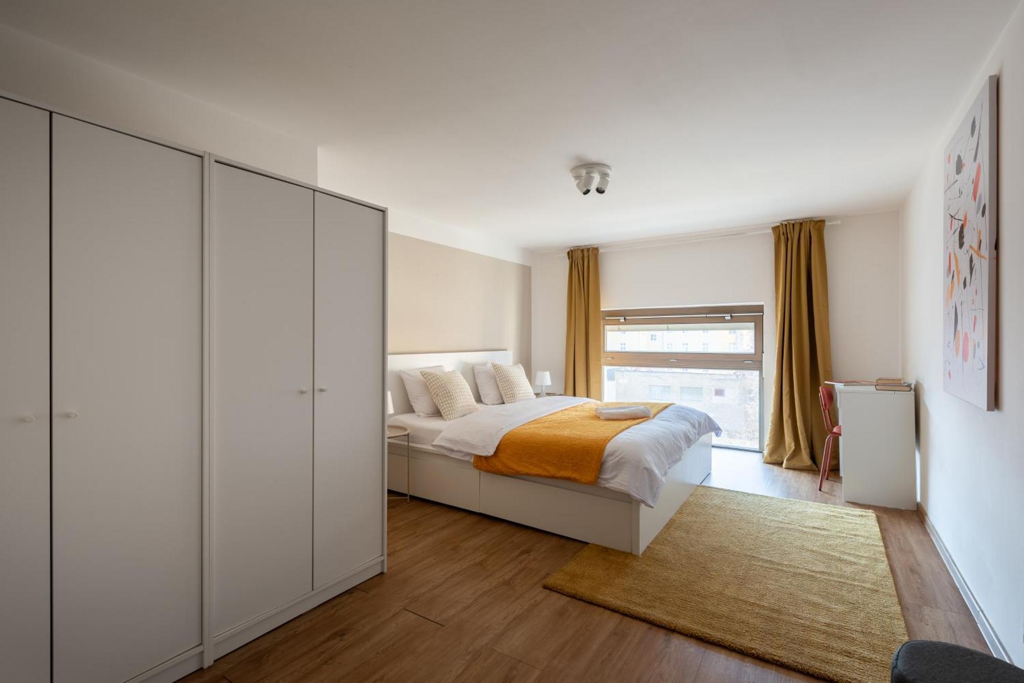 Spacious Apartments Near Karlin Square Πράγα Εξωτερικό φωτογραφία